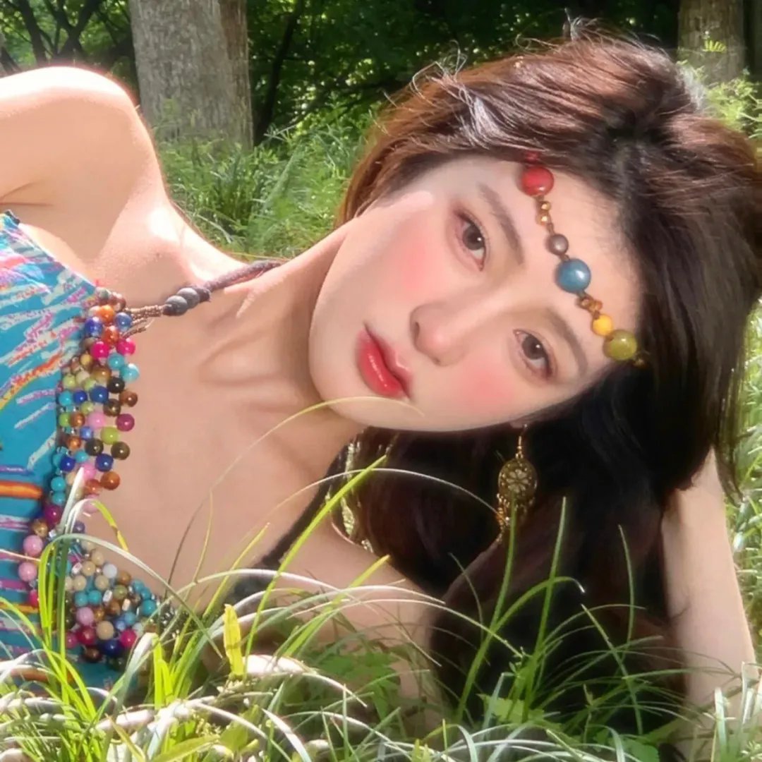 千里莺啼绿映红